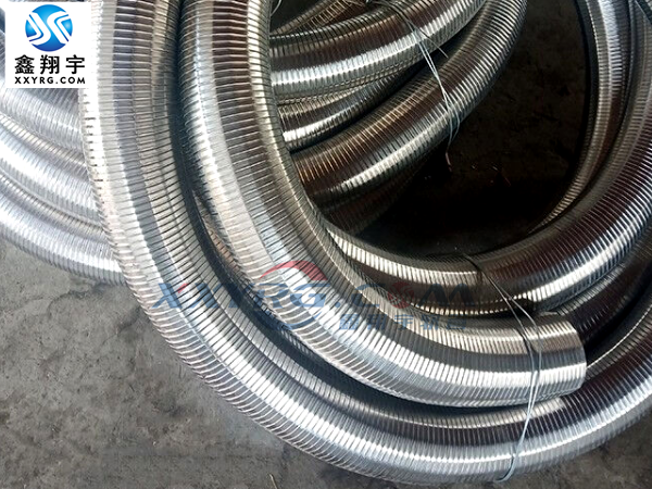 不(bú)鏽鋼伸縮風管 不鏽鋼(gāng)伸縮風管